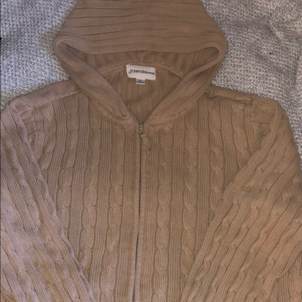 Cable knit sweater